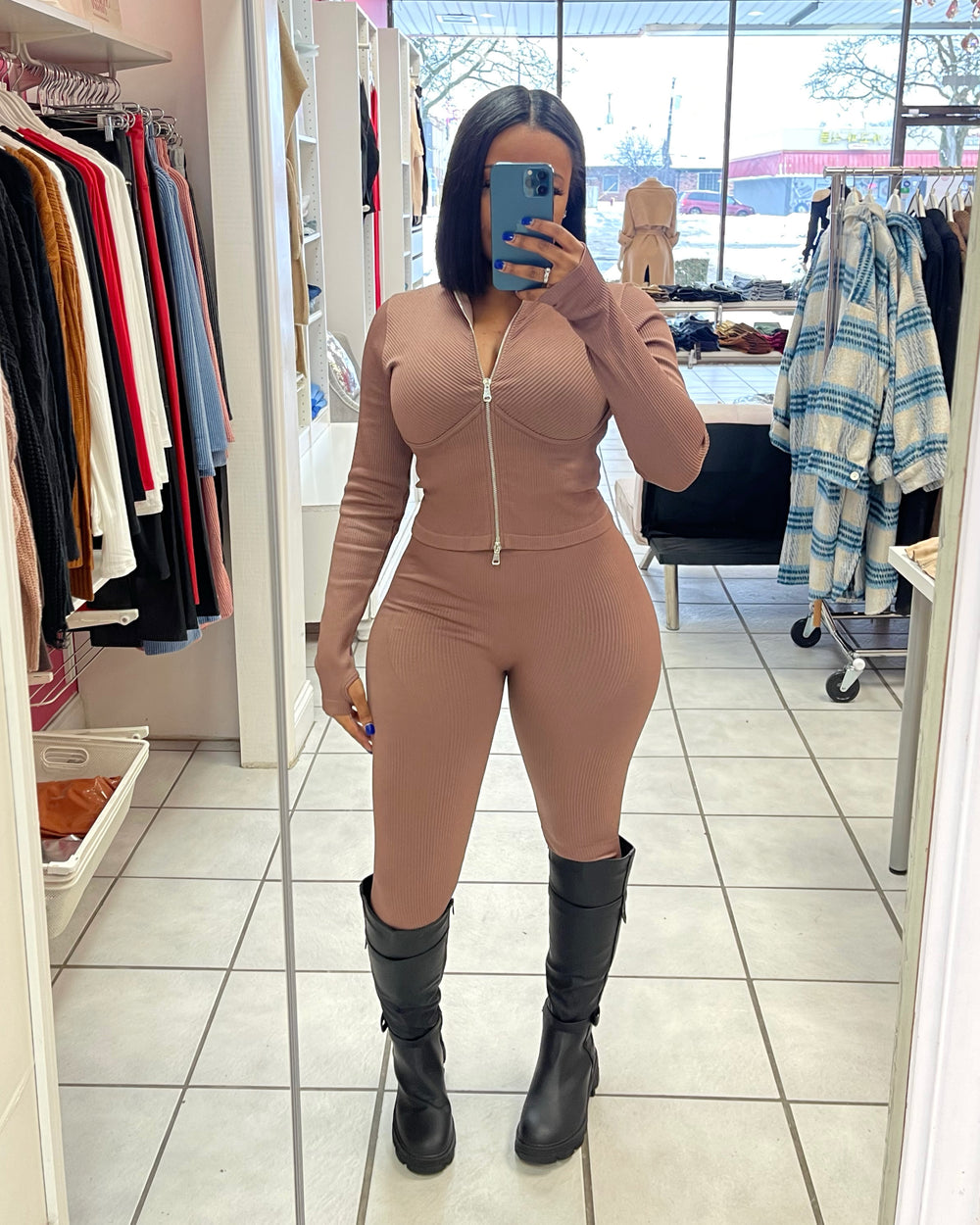 Baddie On The Go Legging Set-Brown