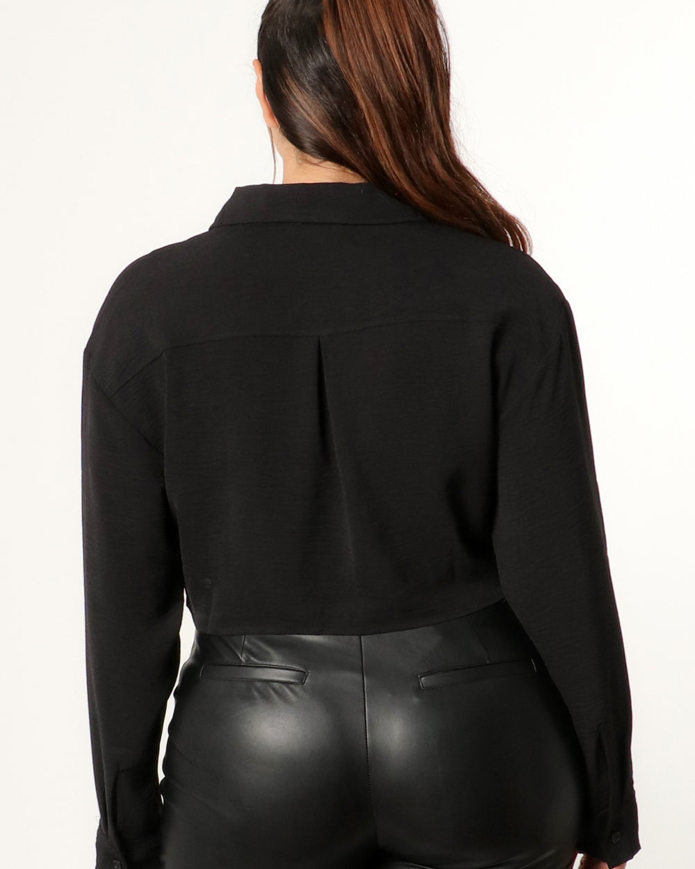 Averi Pocket Top-Black