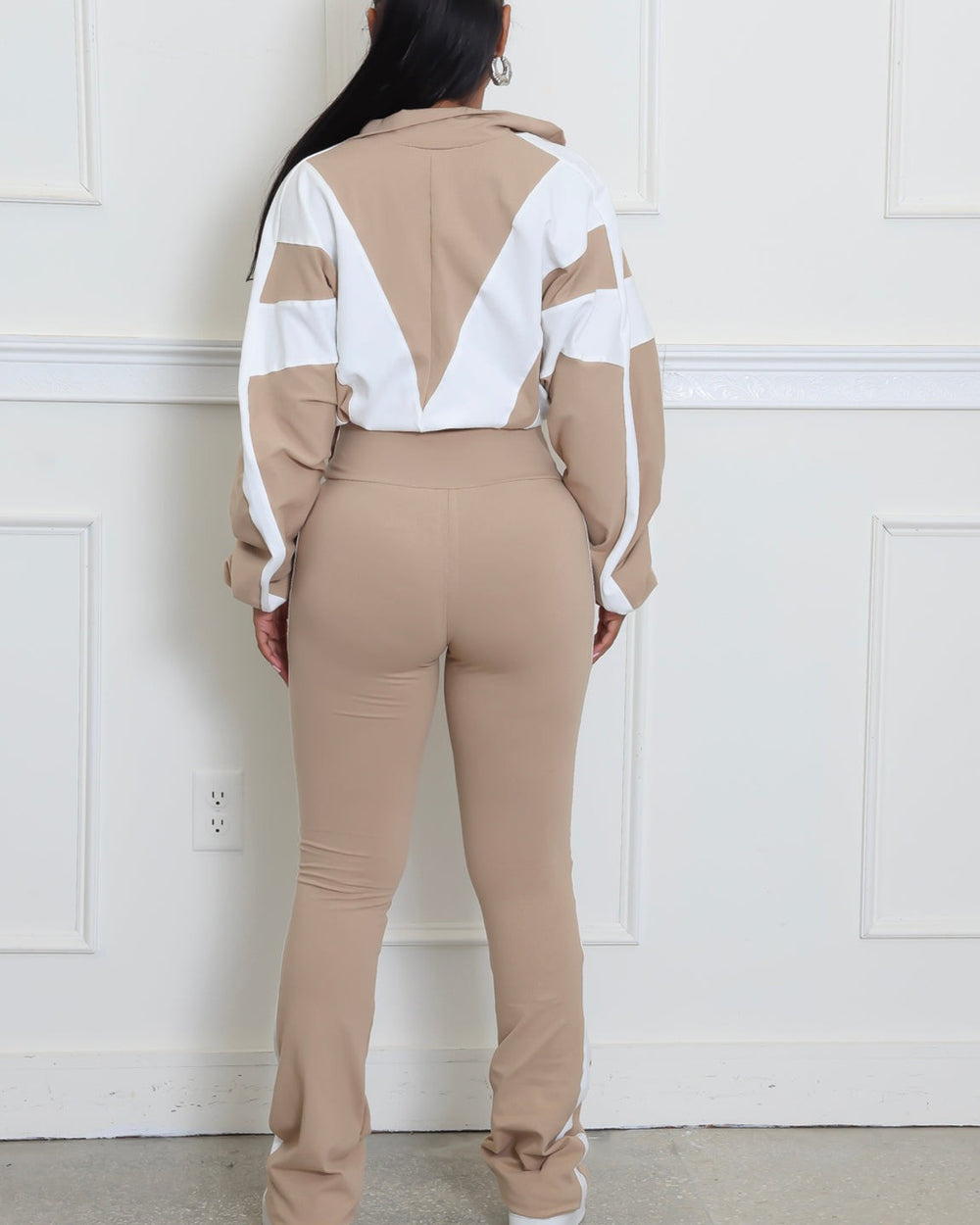 Sporty Girl Jogger Set-Tan/White