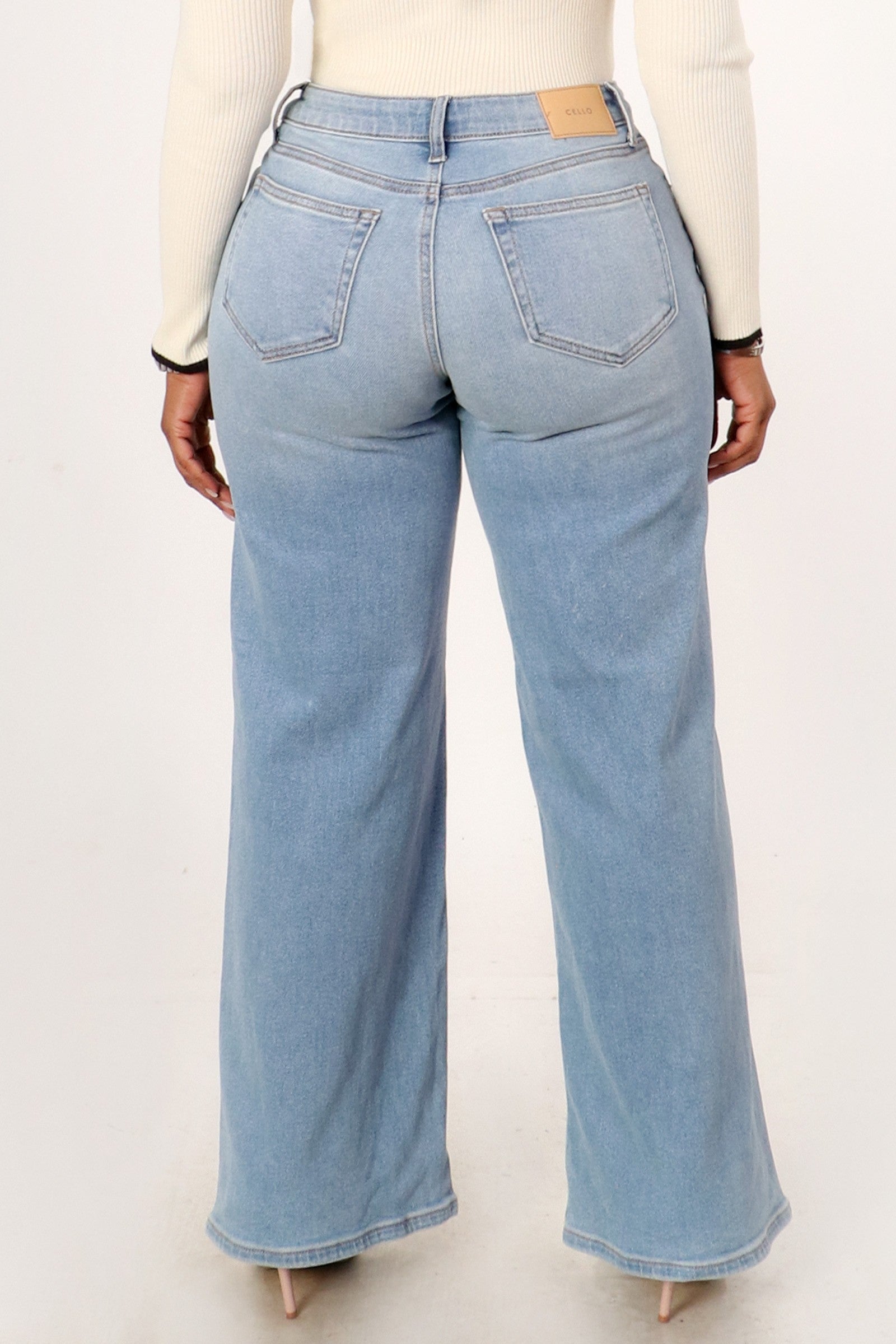 Sleek Statement Jeans