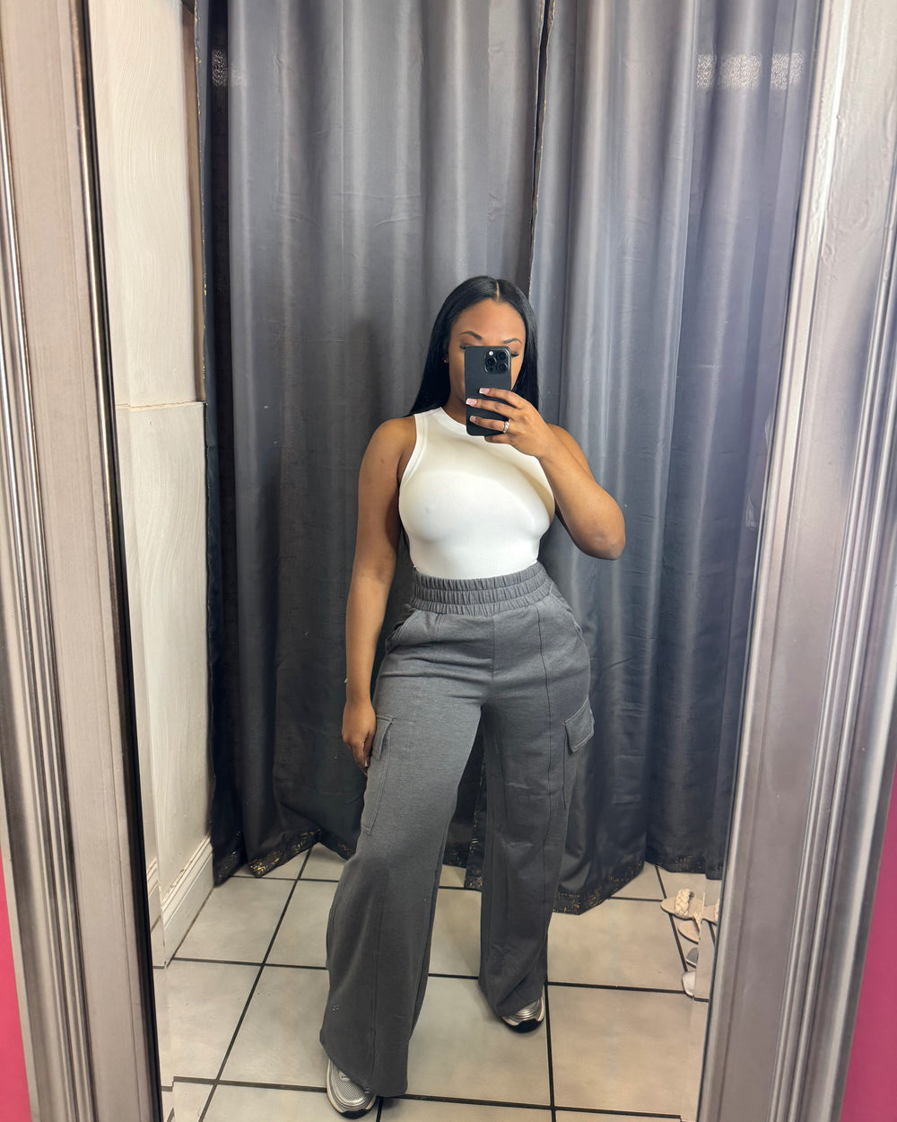 Essential Joggers-Charcoal