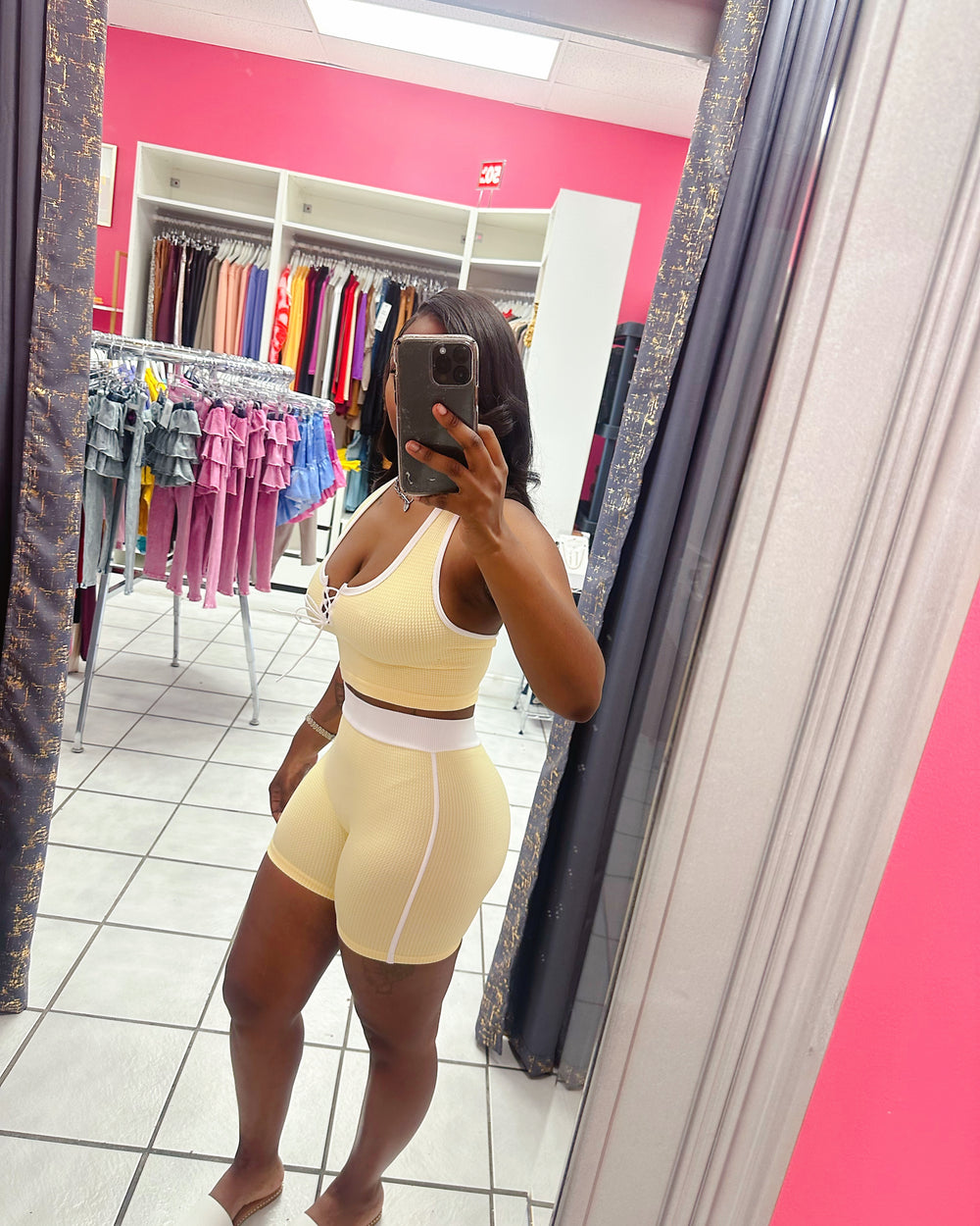 Contour Crush Active Set – Yellow
