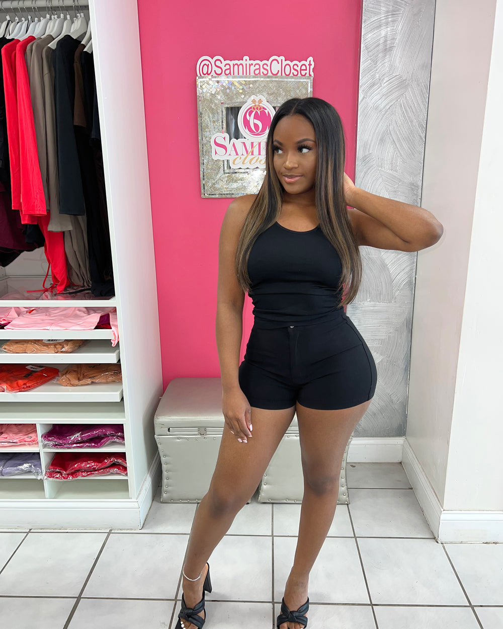 Extra Stretch Highwaisted Shorts-Black