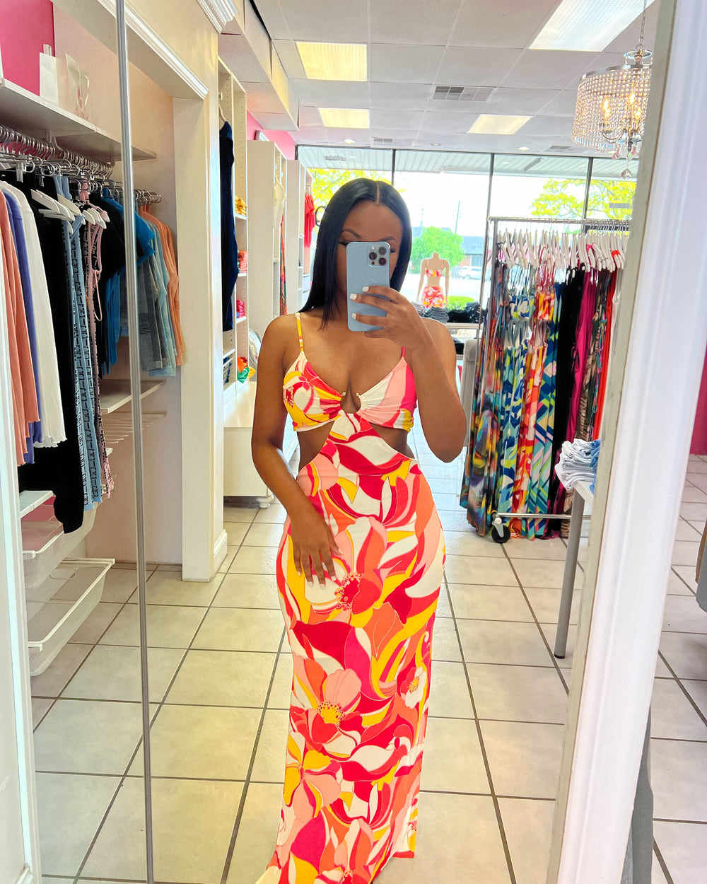 Cutout waist floral maxi-Pink